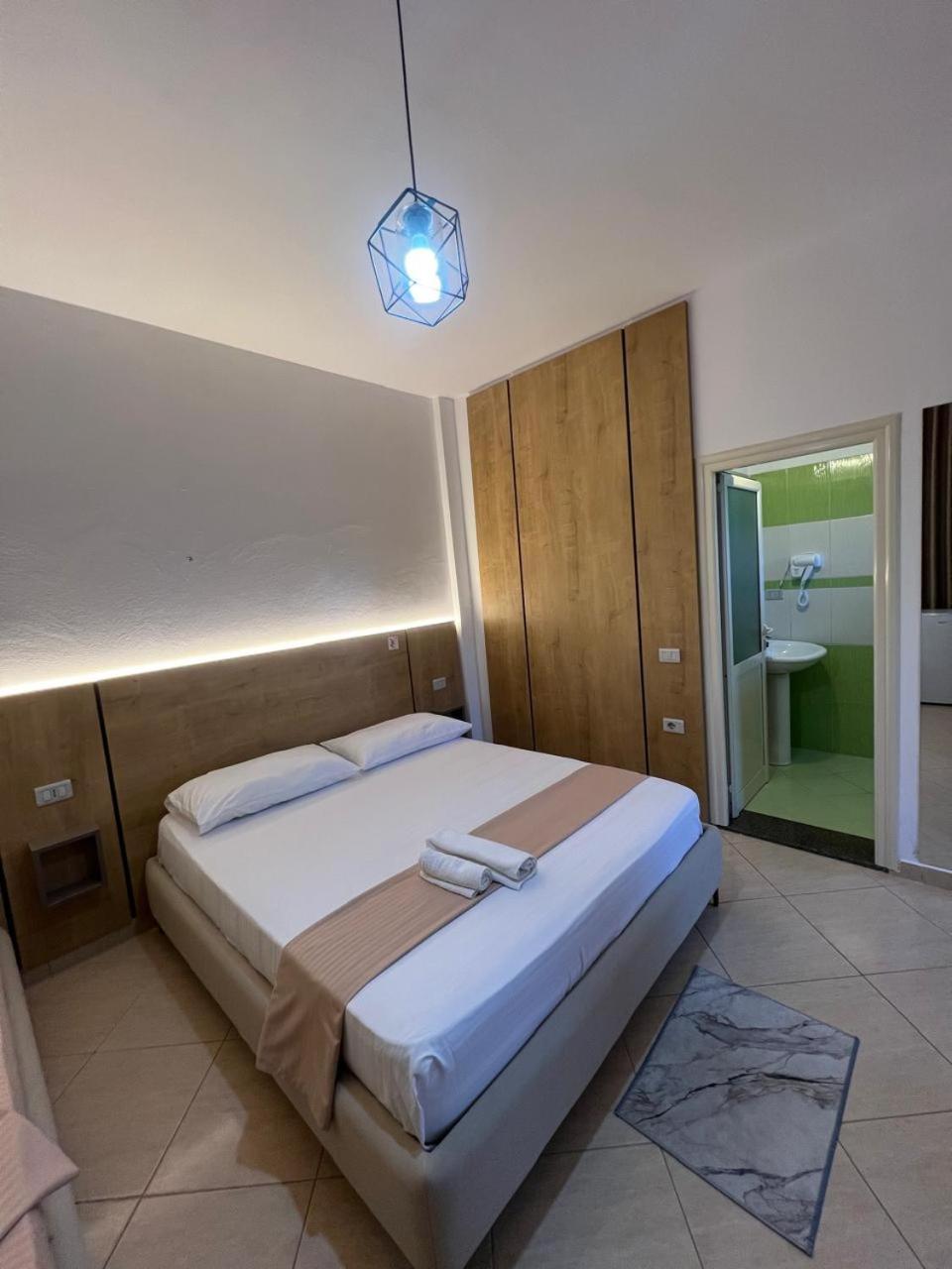 Greison Vacation House Vlore Exterior photo