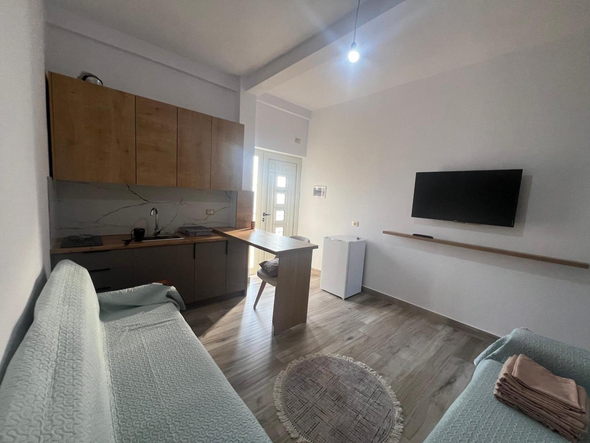 Greison Vacation House Vlore Exterior photo